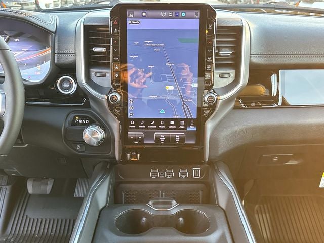 2026 RAM Ram 1500 RAM 1500 LARAMIE CREW CAB 4X2 5'7' BOX