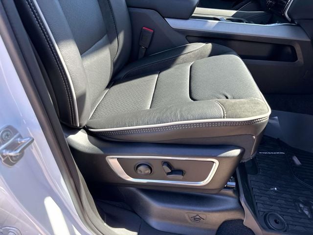 2026 RAM Ram 1500 RAM 1500 LARAMIE CREW CAB 4X2 5'7' BOX