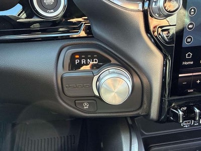 2026 RAM Ram 1500 RAM 1500 LARAMIE CREW CAB 4X2 5'7' BOX