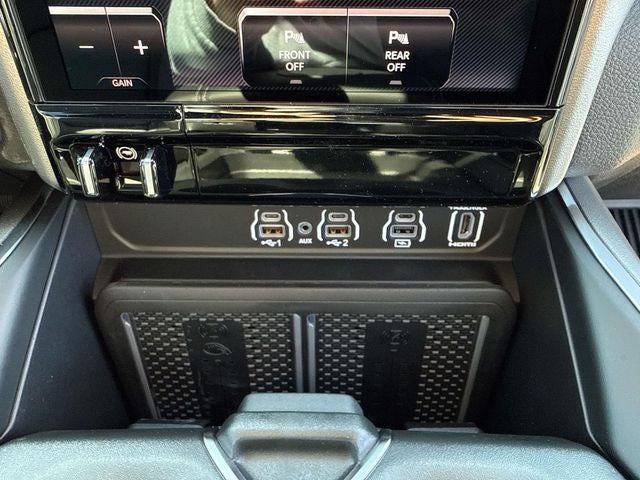 2026 RAM Ram 1500 RAM 1500 LARAMIE CREW CAB 4X2 5'7' BOX