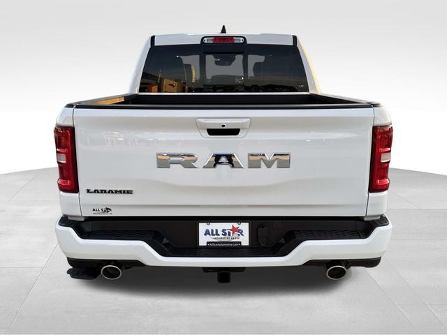 2026 RAM Ram 1500 RAM 1500 LARAMIE CREW CAB 4X2 5'7' BOX