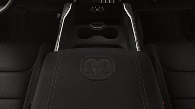 2026 RAM Ram 1500 RAM 1500 LARAMIE CREW CAB 4X2 5'7' BOX