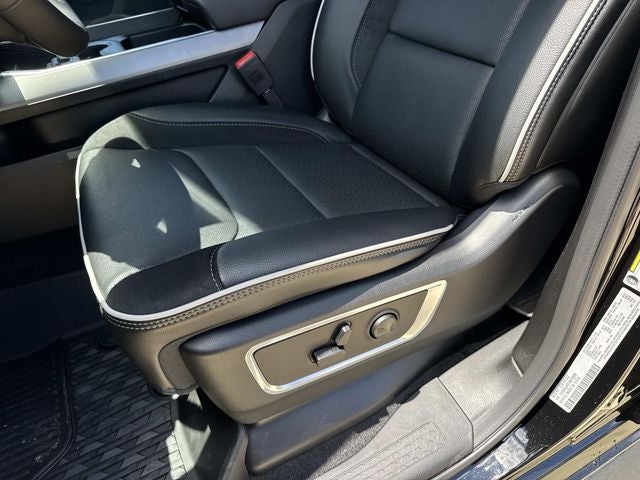 2026 RAM Ram 1500 RAM 1500 LARAMIE CREW CAB 4X2 5'7' BOX