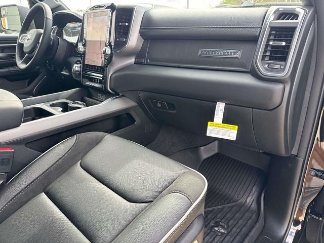 2026 RAM Ram 1500 RAM 1500 LARAMIE CREW CAB 4X2 5'7' BOX