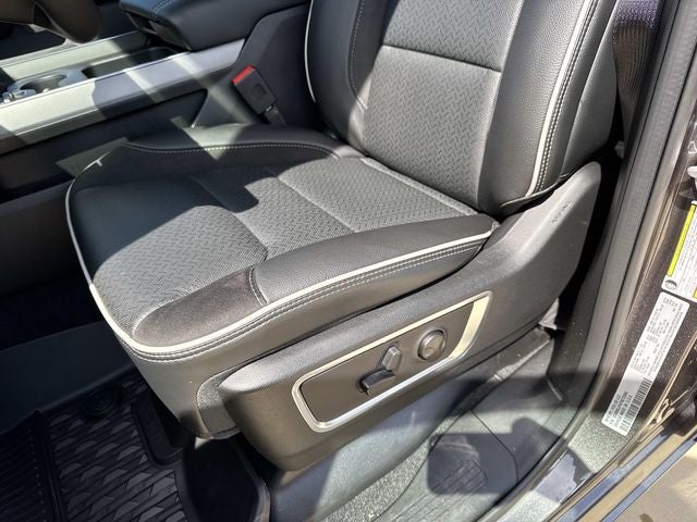 2026 RAM Ram 1500 RAM 1500 LARAMIE CREW CAB 4X2 5'7' BOX