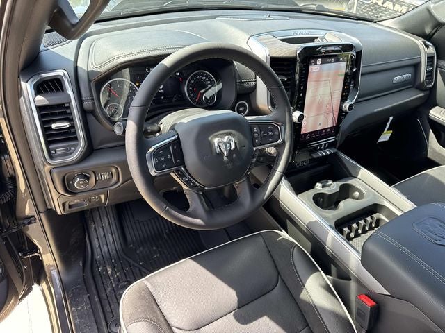 2026 RAM Ram 1500 RAM 1500 LARAMIE CREW CAB 4X2 5'7' BOX