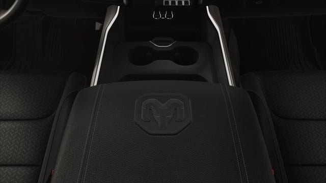 2026 RAM Ram 1500 RAM 1500 LARAMIE CREW CAB 4X2 5'7' BOX