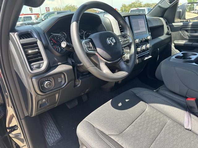 2026 RAM Ram 1500 RAM 1500 EXPRESS QUAD CAB 4X2 6'4' BOX