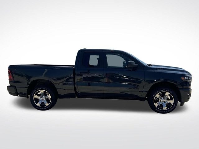 2026 RAM Ram 1500 RAM 1500 EXPRESS QUAD CAB 4X2 6'4' BOX