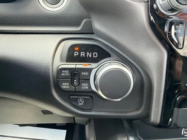 2025 RAM 1500 Big Horn Crew Cab 4x4 5'7' Box