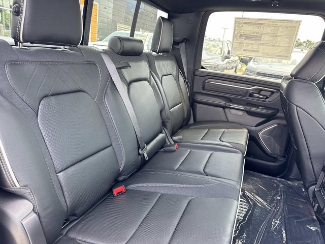 2026 RAM 1500 RAM 1500 LIMITED CREW CAB 4X4 5'7' BOX