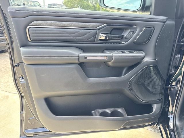 2026 RAM 1500 RAM 1500 LIMITED CREW CAB 4X4 5'7' BOX