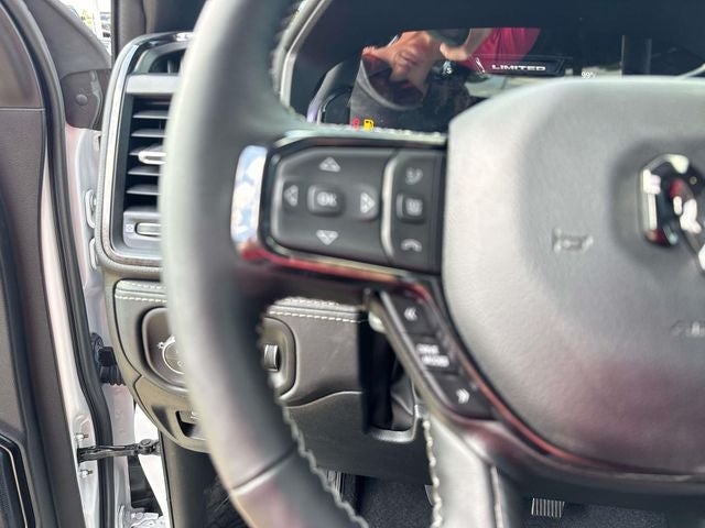 2026 RAM Ram 1500 RAM 1500 LIMITED CREW CAB 4X4 5'7' BOX