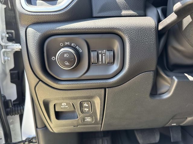 2026 RAM Ram 1500 RAM 1500 LARAMIE CREW CAB 4X4 6'4' BOX