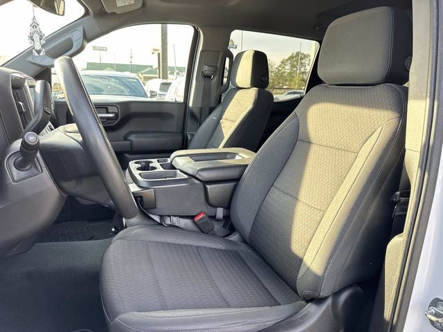 2022 Chevrolet Silverado 1500 2WD Crew Cab Short Bed Custom