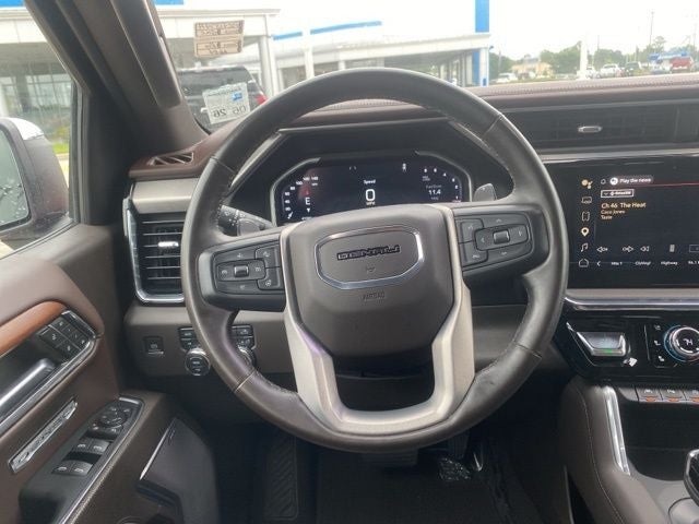 2023 GMC Sierra 1500 4WD Crew Cab Short Box Denali