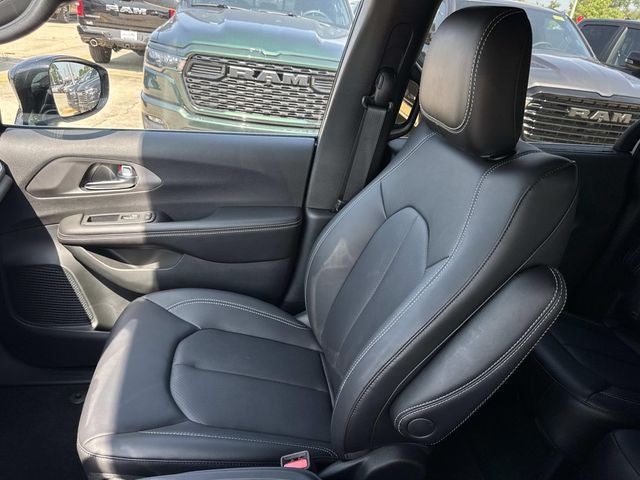 2027 Chrysler Pacifica PACIFICA SELECT