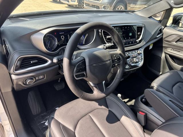 2027 Chrysler Pacifica PACIFICA SELECT