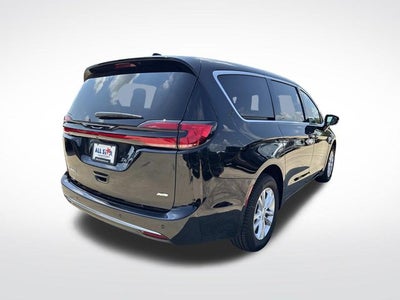 2027 Chrysler Pacifica PACIFICA SELECT AWD