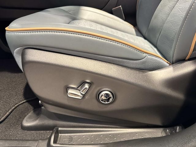 2027 Chrysler Pacifica Pinnacle