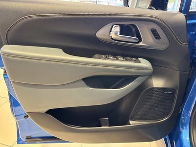 2027 Chrysler Pacifica Pinnacle
