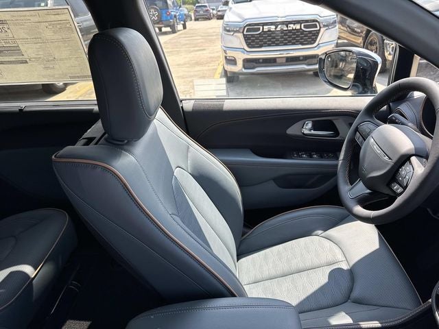 2027 Chrysler Pacifica PACIFICA PINNACLE AWD
