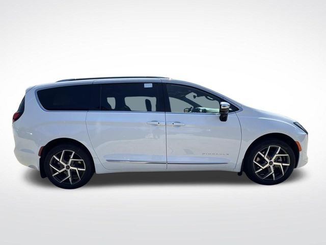 2027 Chrysler Pacifica PACIFICA PINNACLE AWD
