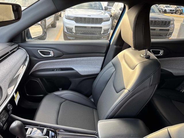 2026 Jeep Compass COMPASS LATITUDE 4X4