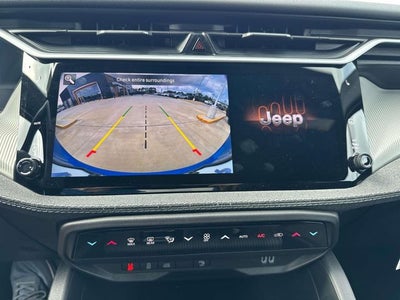 2026 Jeep Cherokee CHEROKEE LAREDO 4X4