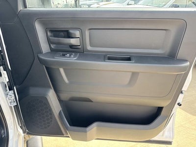 2026 RAM Ram 3500 RAM 3500 TRADESMAN CREW CAB 4X4 6'4' BOX