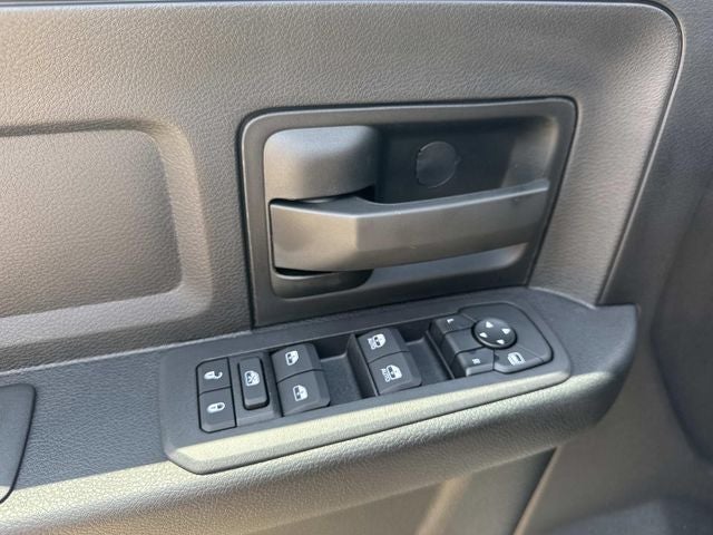 2026 RAM 2500 RAM 2500 TRADESMAN CREW CAB 4X4 6'4' BOX