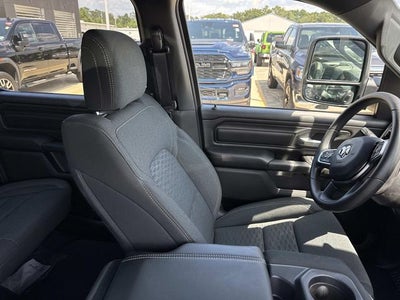 2026 RAM 1500 RAM 1500 EXPRESS CREW CAB 4X2 5'7' BOX