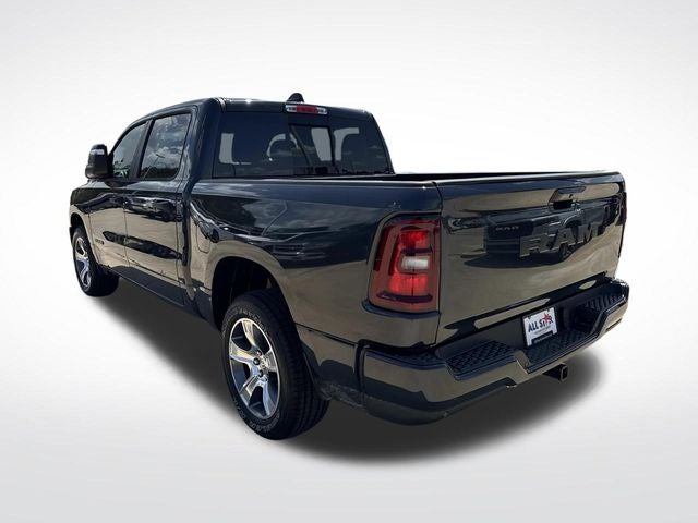 2026 RAM 1500 RAM 1500 EXPRESS CREW CAB 4X2 5'7' BOX