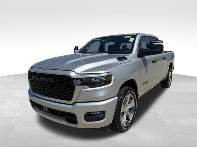 2026 RAM Ram 1500 RAM 1500 EXPRESS CREW CAB 4X2 5'7' BOX