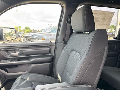 2026 RAM Ram 1500 RAM 1500 EXPRESS CREW CAB 4X2 5'7' BOX