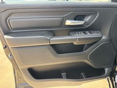 2026 RAM Ram 1500 RAM 1500 EXPRESS CREW CAB 4X2 5'7' BOX