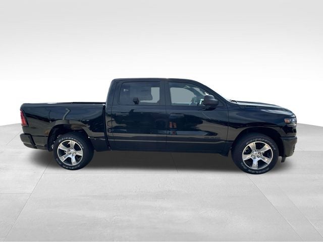 2026 RAM Ram 1500 RAM 1500 EXPRESS CREW CAB 4X2 5'7' BOX