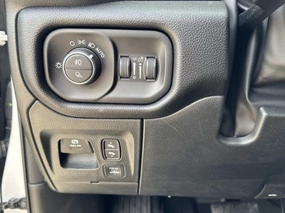 2026 RAM Ram 1500 RAM 1500 LARAMIE CREW CAB 4X2 5'7' BOX