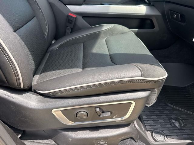 2026 RAM Ram 1500 RAM 1500 LARAMIE CREW CAB 4X2 5'7' BOX