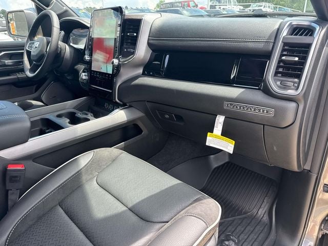 2026 RAM Ram 1500 RAM 1500 LARAMIE CREW CAB 4X2 5'7' BOX