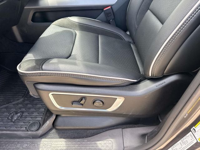 2026 RAM Ram 1500 RAM 1500 LARAMIE CREW CAB 4X2 5'7' BOX