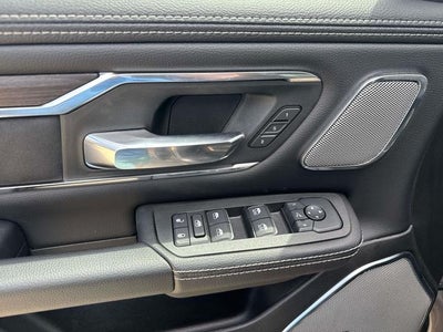 2026 RAM Ram 1500 RAM 1500 LARAMIE CREW CAB 4X2 5'7' BOX