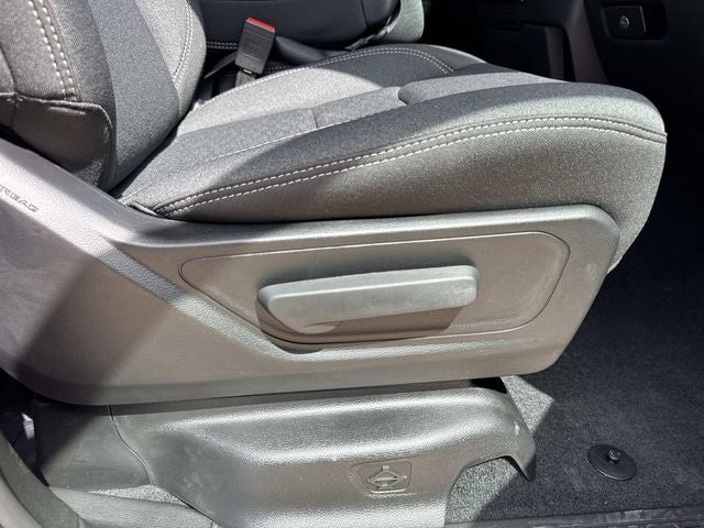 2026 RAM 1500 RAM 1500 EXPRESS CREW CAB 4X4 5'7' BOX