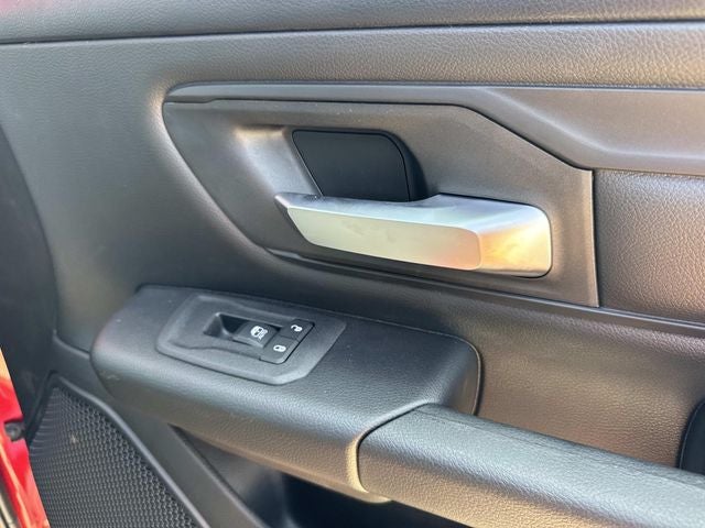 2026 RAM 1500 RAM 1500 EXPRESS CREW CAB 4X4 5'7' BOX