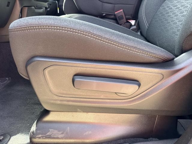 2026 RAM 1500 RAM 1500 EXPRESS CREW CAB 4X4 5'7' BOX