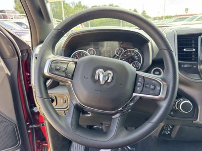 2026 RAM 1500 RAM 1500 EXPRESS CREW CAB 4X4 5'7' BOX
