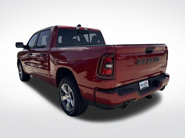 2026 RAM 1500 RAM 1500 EXPRESS CREW CAB 4X4 5'7' BOX