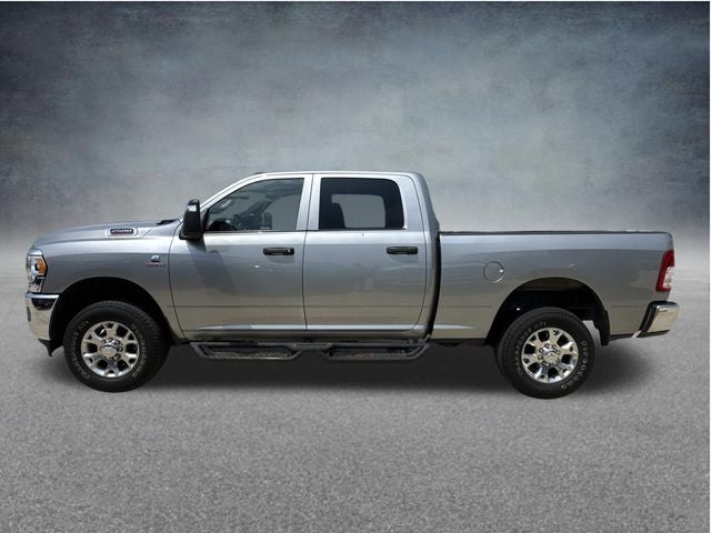 2024 RAM 2500 Tradesman Crew Cab 4x4 6'4' Box