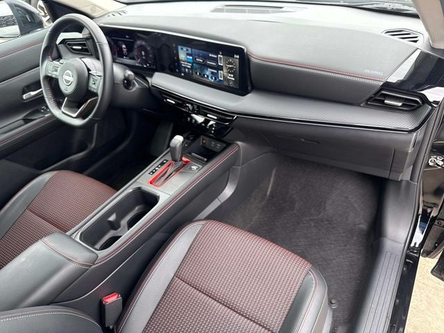 2025 Nissan Kicks SR FWD