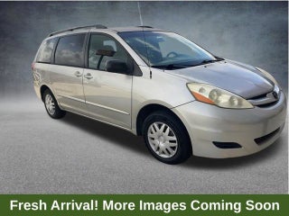 2006 Toyota Sienna Base
